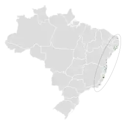 Distribuição geográfica do anambé-de-asa-branca.