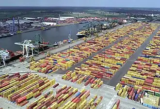 Terminal de contentores do porto de Antuérpia, na Bélgica, o segundo maior porto marítimo da UE