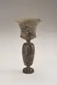 Taça de pé alto do período neolítico, Cultura Longshan na coleção do Museu
