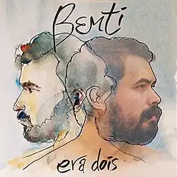 Rosto de homem com barba do lado esquerdo em desenho e do lado direito em fotografia