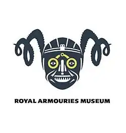 Antigo logotipo do Royal Armouries Museum, desenhado por Minale Tattersfield.[7]
