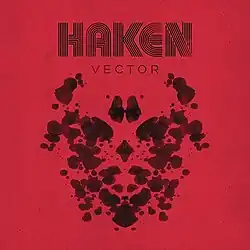 imagem de um teste de Rorschach ante um fundo vermelho, com o nome da banda e do álbum acima ao centro