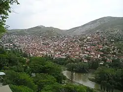 A cidade de Veles na Macedônia do Norte