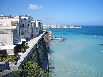 Otranto visto a partir do bastião de Pelasgi