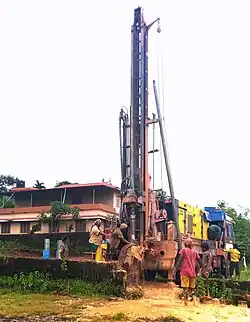 exemplo de maquina de sondagem do solo