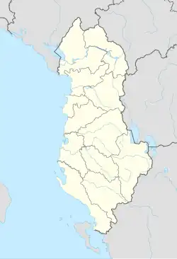 Dirráquio está localizado em: Albânia
