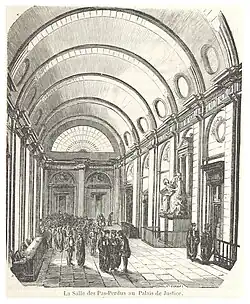 Salle des Pas Perdus, ou corredor principal, no novo Palácio da Justiça (1871)