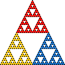 A animação mostra o comportamento caótico de um sistema que se repete baseado no triângulo de Sierpinski. Este padrão fractal auto-similar é gerado por um conjunto de regras simples, mas resulta numa complexidade visual impressionante, mostra como sistemas dinâmicos conseguem criar comportamentos aparentemente caóticos a partir de condições iniciais simples. A imagem destaca a interação entre a geometria fractal e a teoria do caos, conceitos fundamentais na matemática e na física.