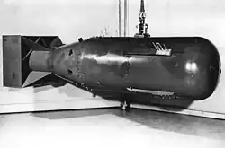 "Little Boy", primeira arma nuclear usada em guerra, lançada em Hiroshima, Japão, em 6 de agosto de 1945