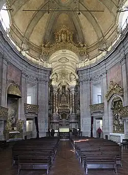 Interior da igreja
