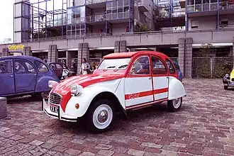 2CV SPOT