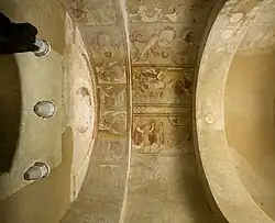 Tramo de abóbada de canhão pintada na nave central. Abadia de Saint-Savin-sur-Gartempe (Poitou-Charentes)