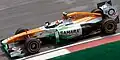Adrian Sutil pilotando o modelo VJM06 no GP da Malásia de 2013