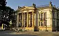 Fachada do Palácio Alferaki (1848), em Taganrog