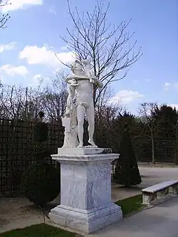 Fauno caçador, nos jardins do Palácio de Versalhes