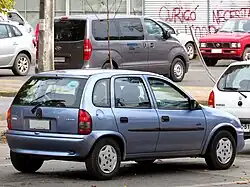 Corsa Hacth 1ª geração 4 portas.