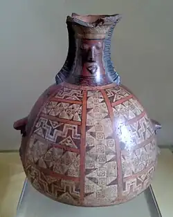 Civilização Inca. Vaso de cerâmica ("Aríbalo inca"), c. 1430-1532