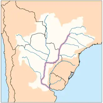 Bacia hidrográfica do Paraná com o mesmo em destaque.