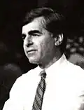 Governador Michael Dukakis de Massachusetts