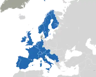 Um mapa colorido dos países da Europa