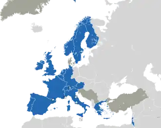 Um mapa colorido dos países da Europa