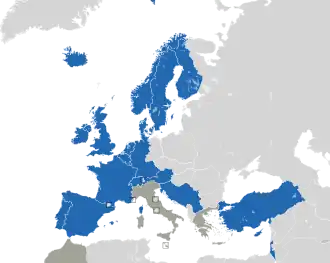 Um mapa colorido dos países da Europa