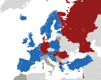 Um mapa colorido dos países da Europa
