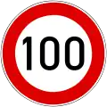 Sinal de 100 km/h seguindo a implementação mais comum do estilo da Convenção de Viena (Hungria)
