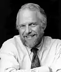 John Warnock, B.S. 1961, M.S. 1964, Ph.D. 1969, co-fundador de Adobe Systems