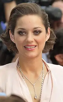 Marion Cotillard na estreia do filme em Paris