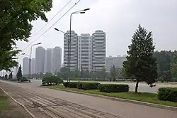Conjunto de edifícios em Pyongyang