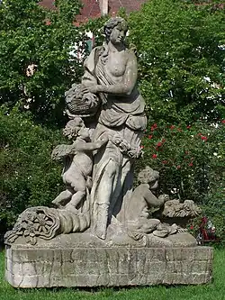 Estátua de Flora em Szczecin, Polônia, 1730.