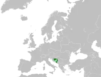 Posição da República Sérvia na Europa (em verde escuro)