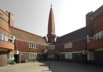 Het Schip edifício de apartamentos em Amsterdão por Michel de Klerk(1917–1920)