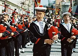 A banda marcial francês (Bagad de Lann Bihoué)