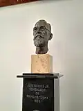 Busto de João Mendes Júnior.