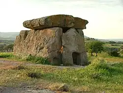 O Dolmen de Sa Coveccada Sardenha.