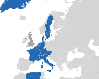Um mapa colorido dos países da Europa