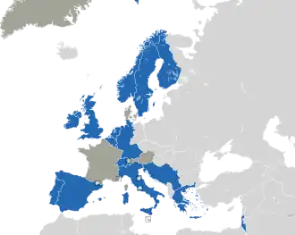 Um mapa colorido dos países da Europa