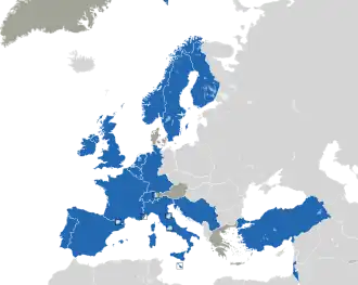 Um mapa colorido dos países da Europa