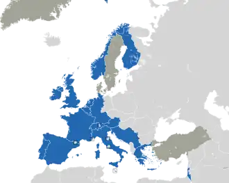 Um mapa colorido dos países da Europa
