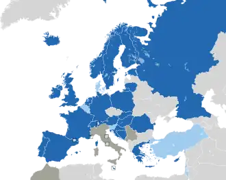 Um mapa colorido dos países da Europa
