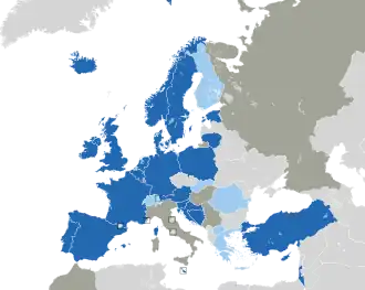 Um mapa colorido dos países da Europa