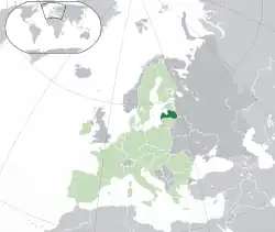 Localização da Letônia (em verde)No continente europeu (em cinza)Na União Europeia (em verde-claro)