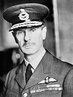 Comandante-em-Chefe, marechal-do-ar Hugh Dowding
