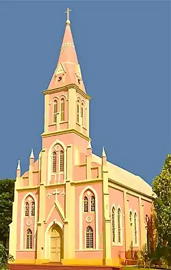 (esq. para dir.) Igreja católica, vista aérea, Igreja luterana,casa Recanto da Produção, colheita de trigo.