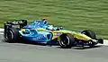 Jarno Trulli pilotando o modelo R24 no GP dos EUA de 2004.