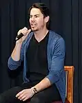 Jerry Trainor interpretou o sedutor brincalhão Spencer.