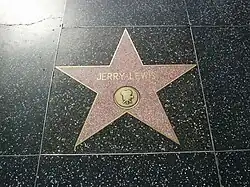 Estrela de Jerry Lewis.