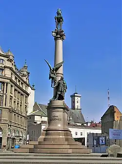 Monumento a Adam Mickiewicz, poeta polonês